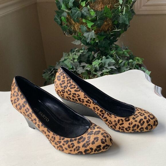 Franco Sarto Slip On Leopard Animal Print Calf Hair Wedge Size 7M - Picture 2 of 11